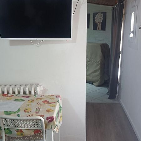Sweet Apartment Suite Castelmerlo بولونيا المظهر الخارجي الصورة