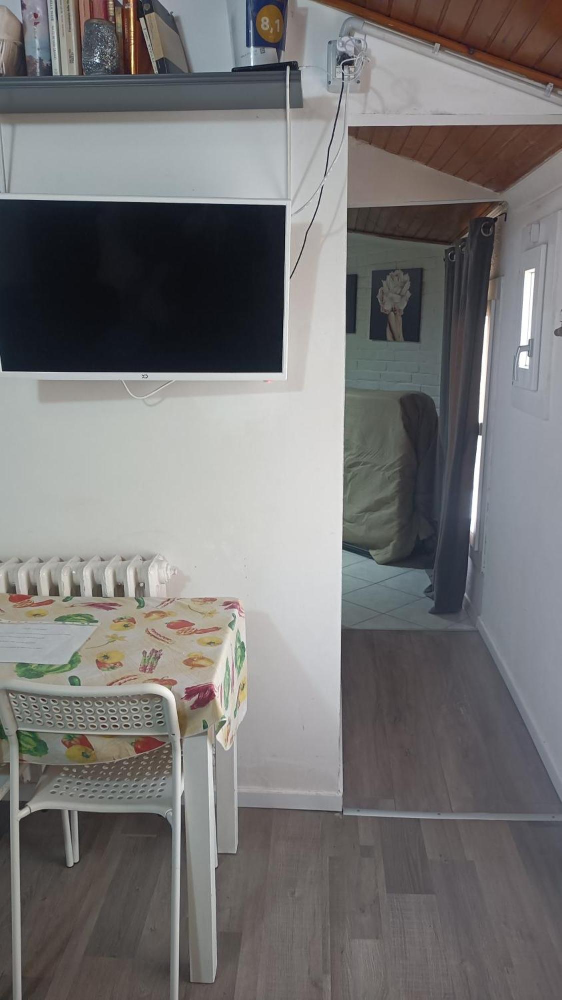 Sweet Apartment Suite Castelmerlo بولونيا المظهر الخارجي الصورة