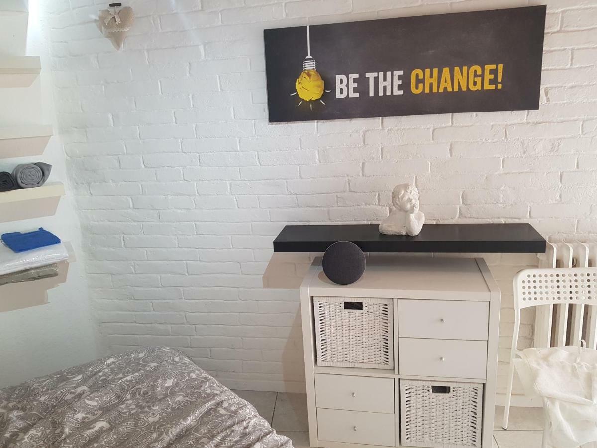 Sweet Apartment Suite Castelmerlo بولونيا المظهر الخارجي الصورة