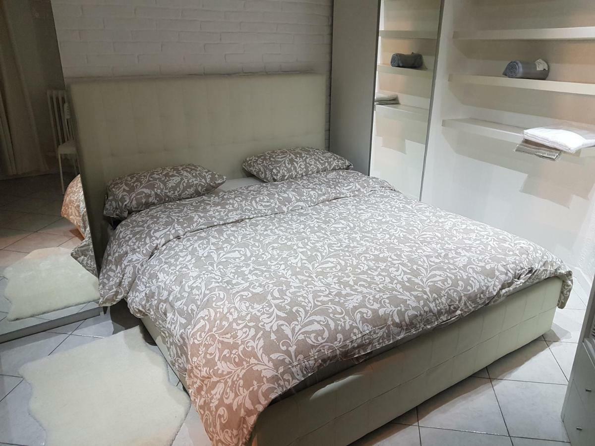 Sweet Apartment Suite Castelmerlo بولونيا المظهر الخارجي الصورة